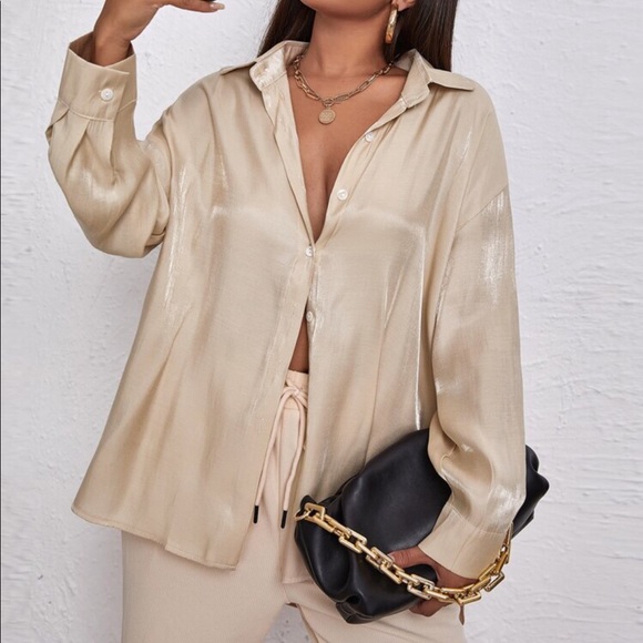 oversized shimmery button up - Picture 2 of 4